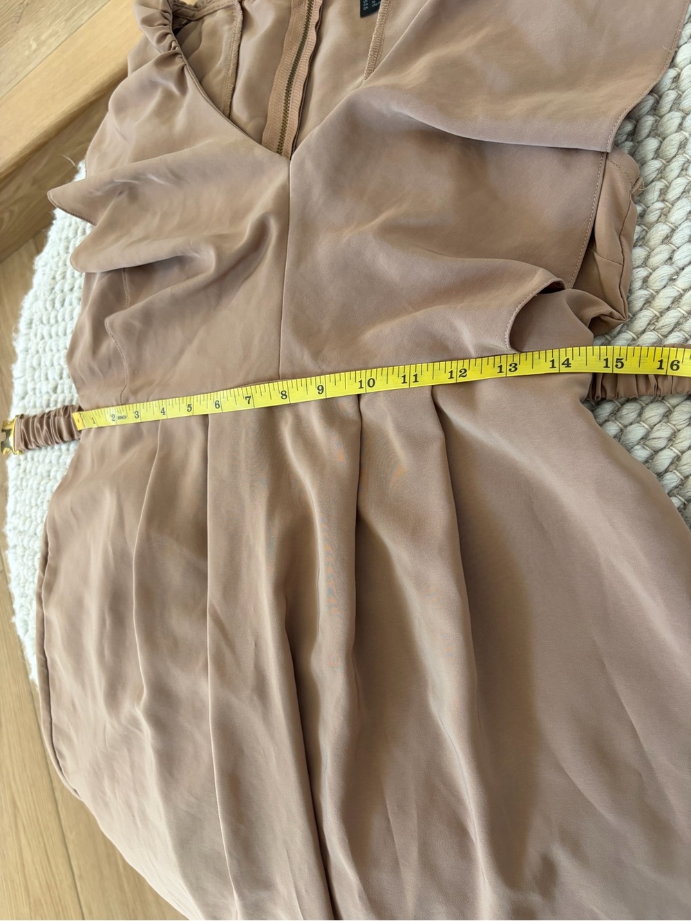 H and M Belted Deep V Ruffle Dress Size 10 - Picture 6 of 12